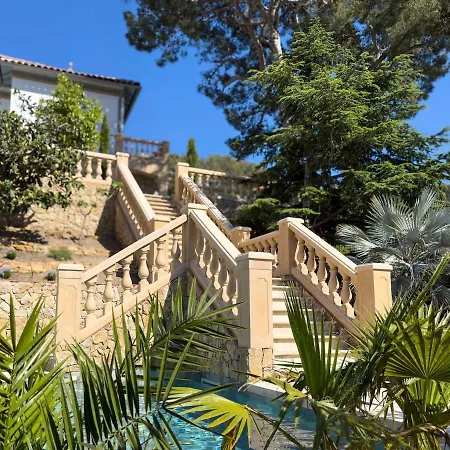Appartamento Bord De Avec Jardin Dans Ancienne *