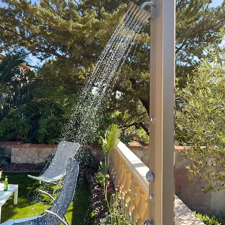 Bord De Avec Jardin Dans Ancienne *
